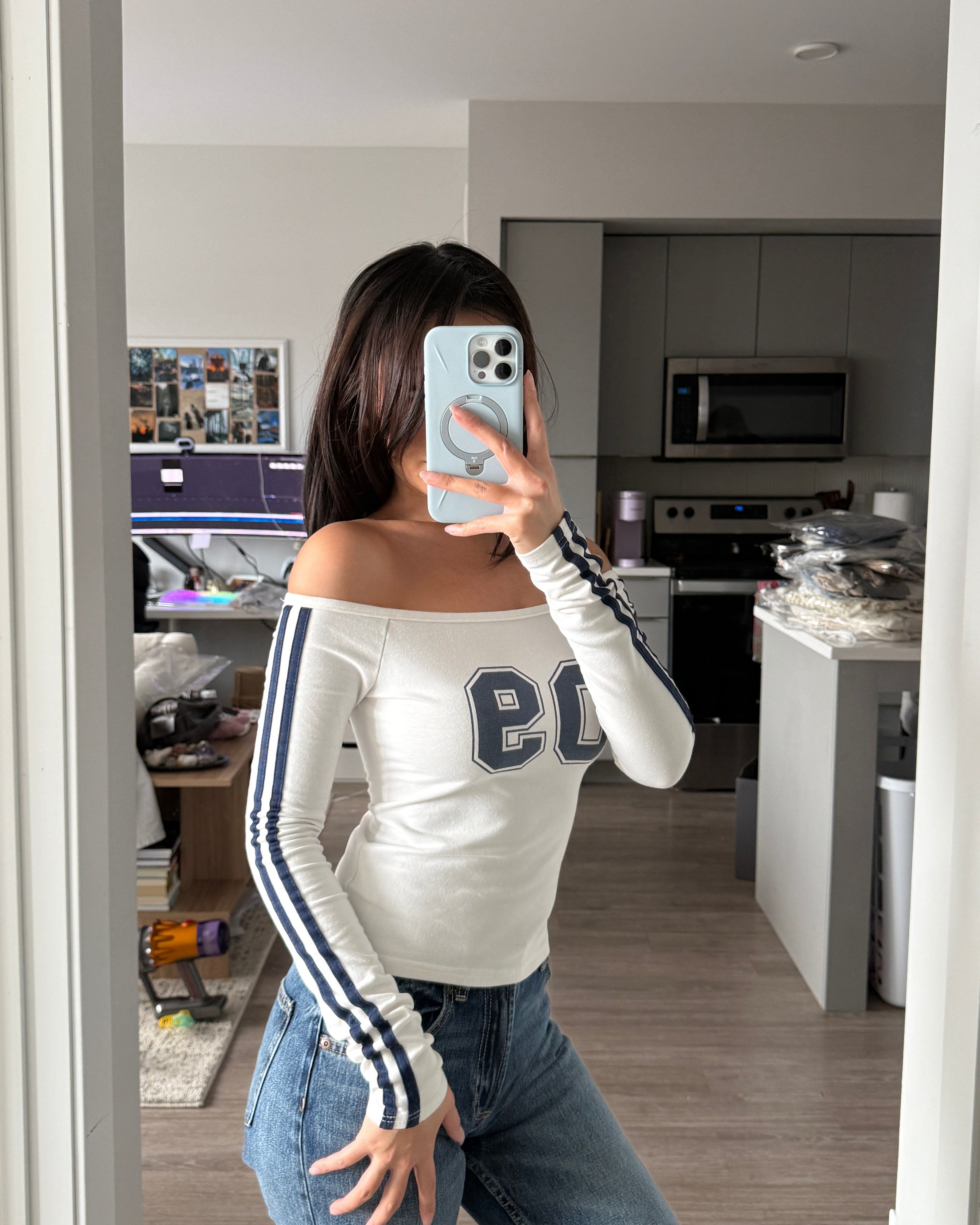 Y2K White Off The Shoulder (Size XS)